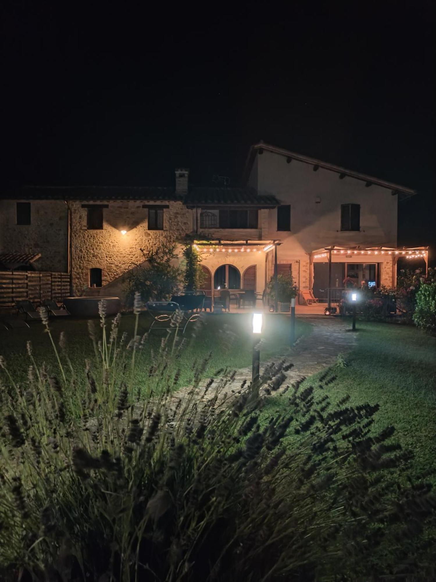 Casale Mille E Una Notte Perugia Exterior photo